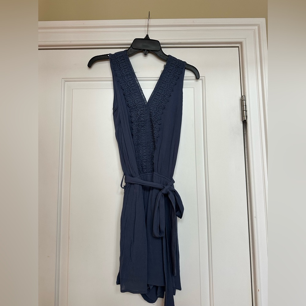 Women’s Charlotte Russe blue romper tie waist